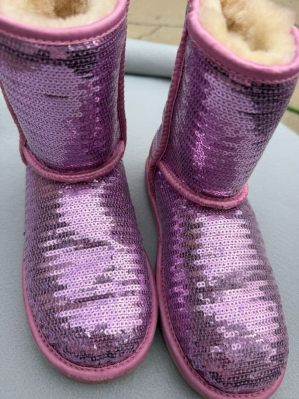 UGG Boots Pink Sparkle Sequence Limited Edition in size 5 Fall Winter Women